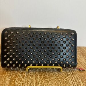 Christian Louboutin Panettone wallet in black grained calf leather